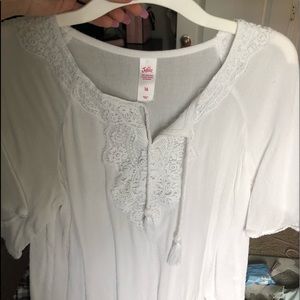 size 16 justice summer shirt.